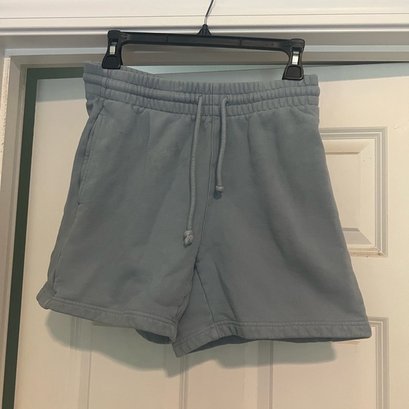Aritzia Pants - Aritzia TNA cozy short M